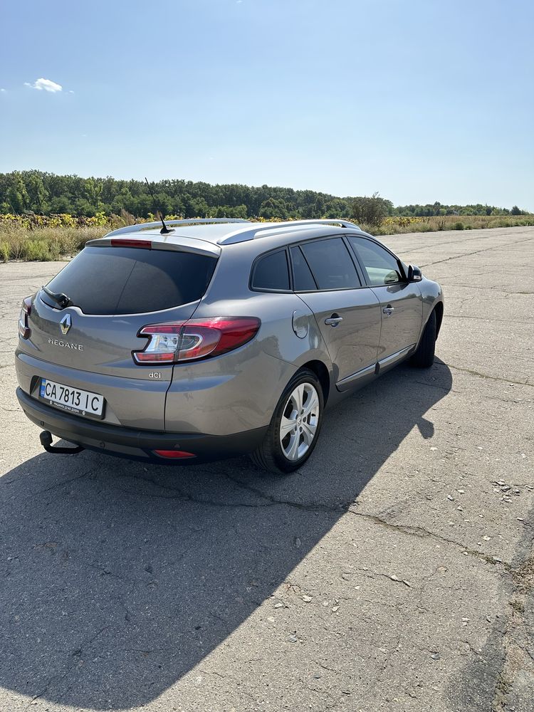 Продам авто в шикарній комплектації!!