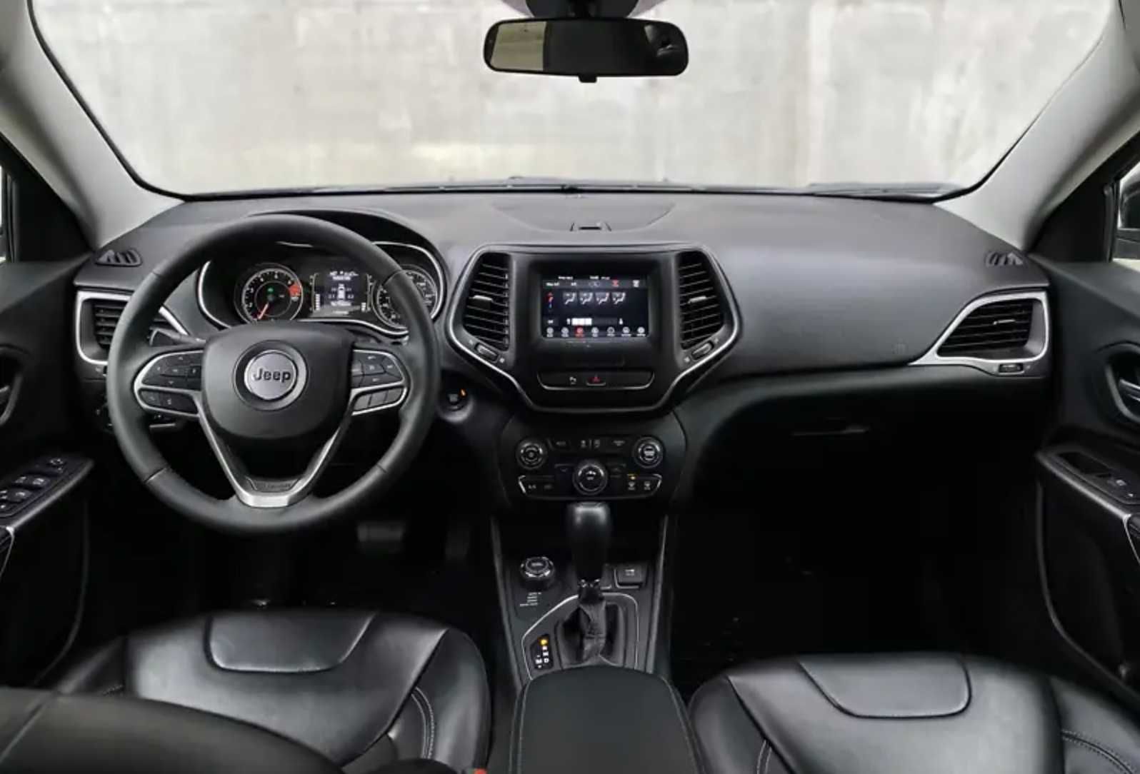 Jeep Cherokee Latitude Plus 4x4 2019