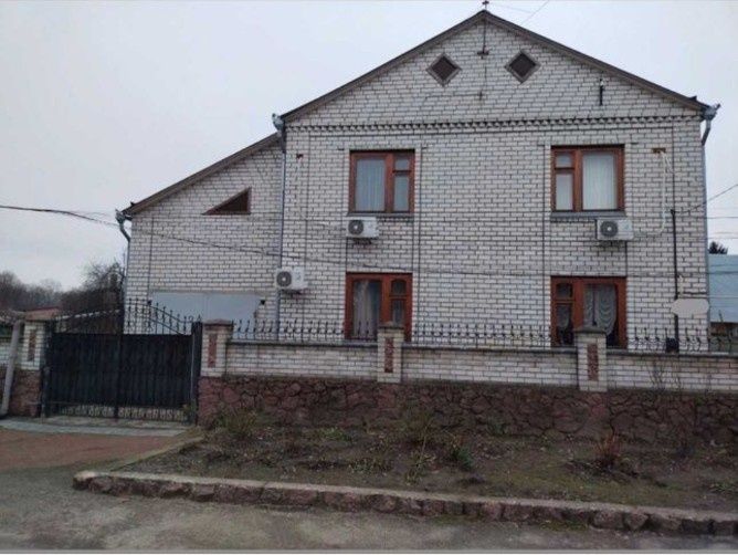Продам будинок в Центрт