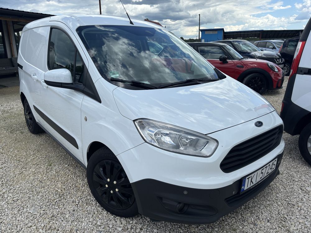 Ford Courier 1.5 TDCi 2019 – Ekonomiczny, Niezawodny, Gotowy do Pracy!