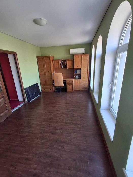 (13) Продам міцний 2-поверховий будинок в Сухому Лимані.