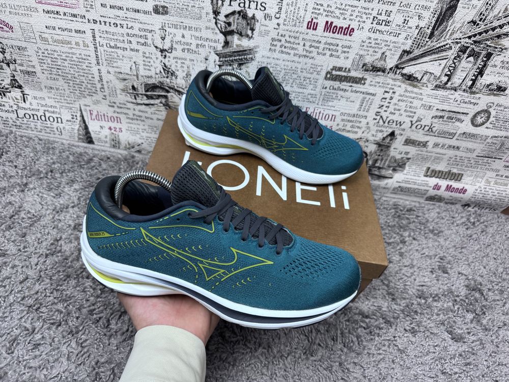 Кросівки Mizuno Wave Rider 25 Розмір 42 / Original Взуття