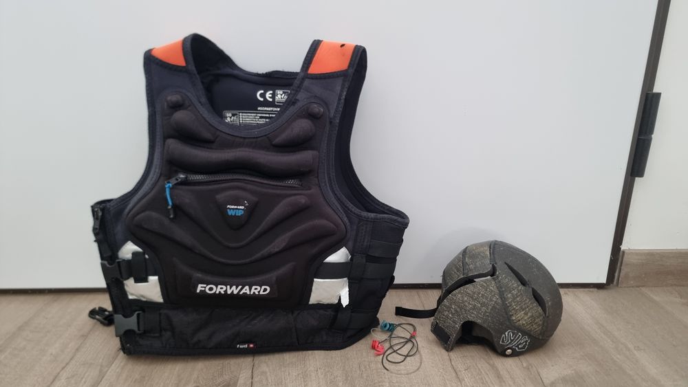 Colete Forward Wip windsurf/vela + capacete