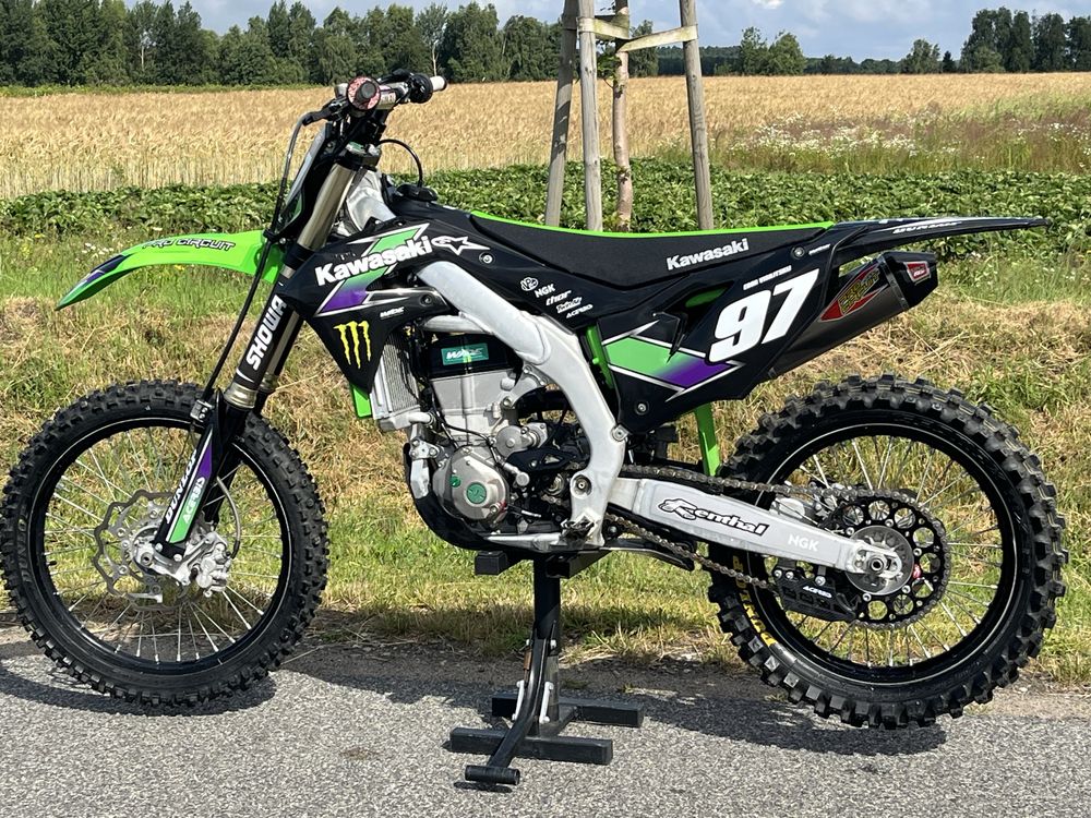 2x KAWASAKI KXF 450! 2019! 2020 Akrapovic PRO CIRCUIT!