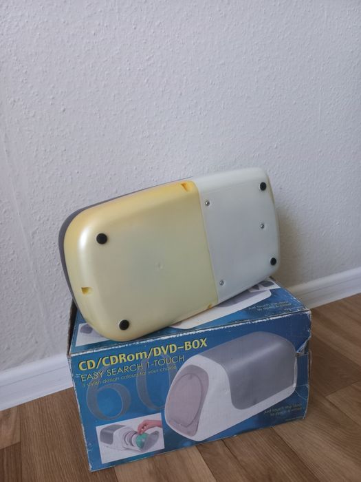Organizer pojemnik na 60 płyt