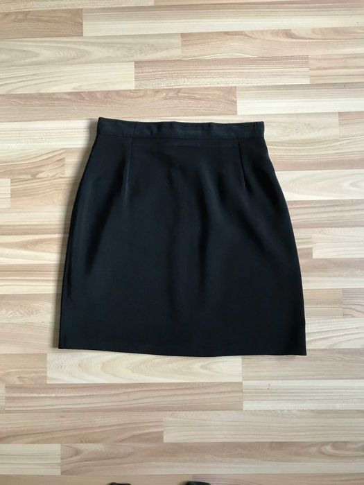 Czarna mini spódniczka klasyczna r. 38 biznesowa galowa
