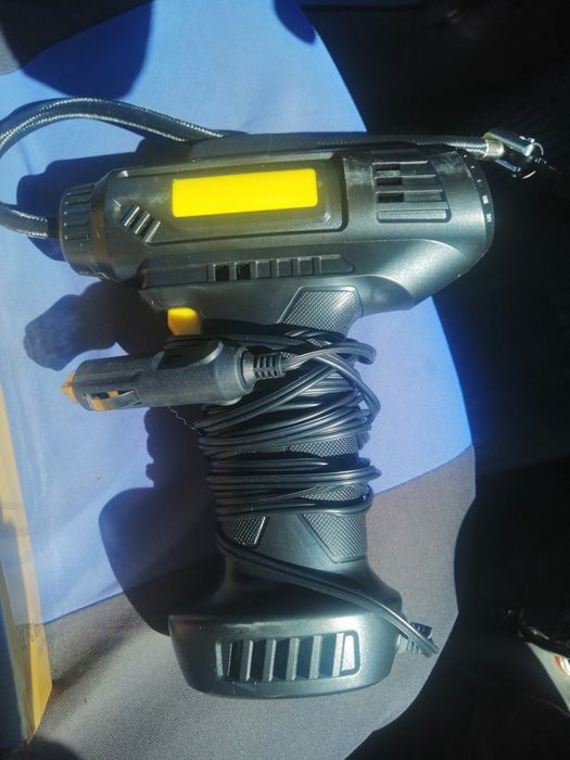 Kompresor 12v używany