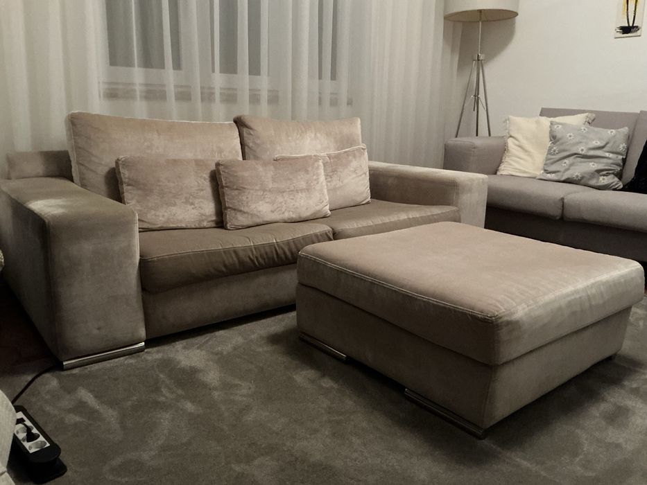 Sofá de designer Tralhão + puff grande – 220 cm – Tecido cinza