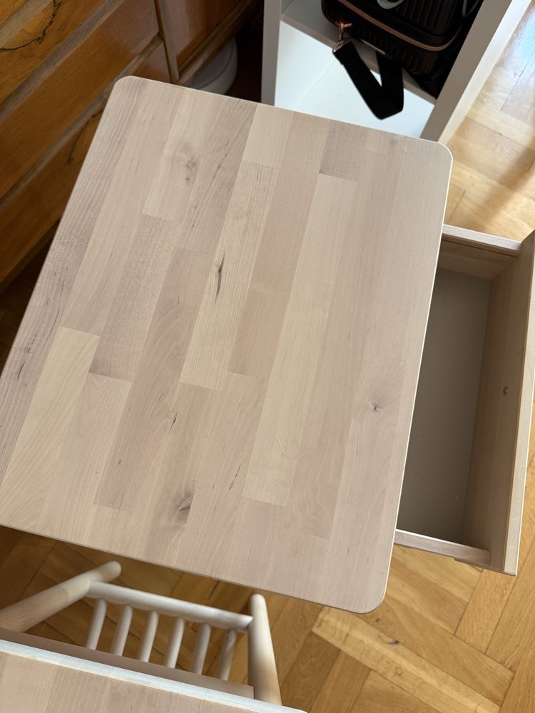 Stoliki nocne Ikea Bjorksnas