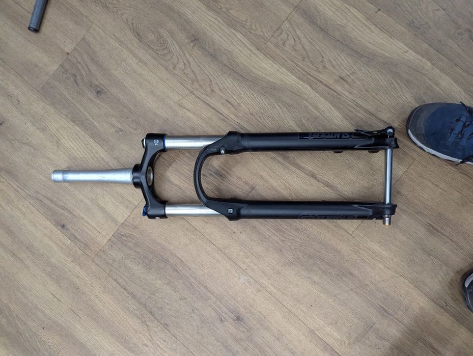 Amortyzator powietrzny Sr suntour  XCR 32 air