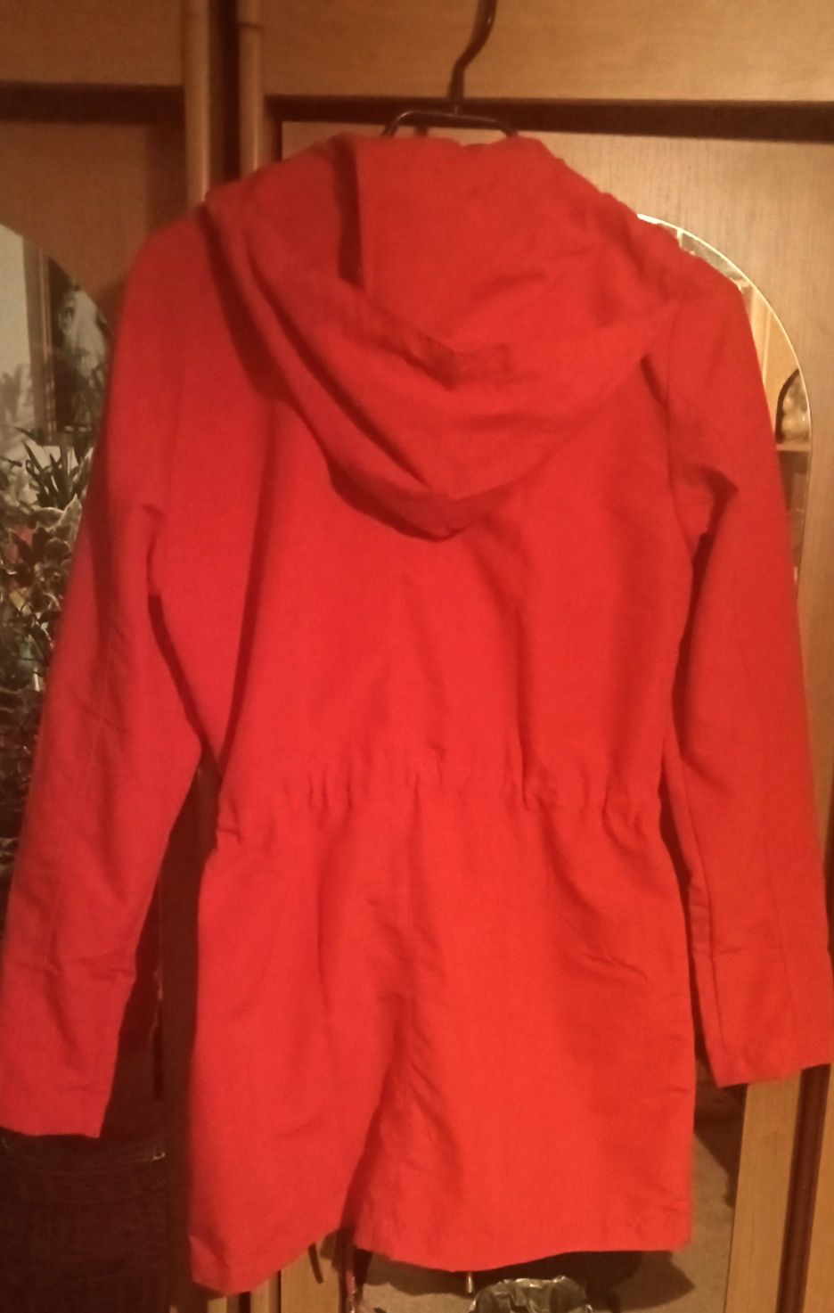 Parka czerwona cienka z kapturem,nowa, damska xs,s,m