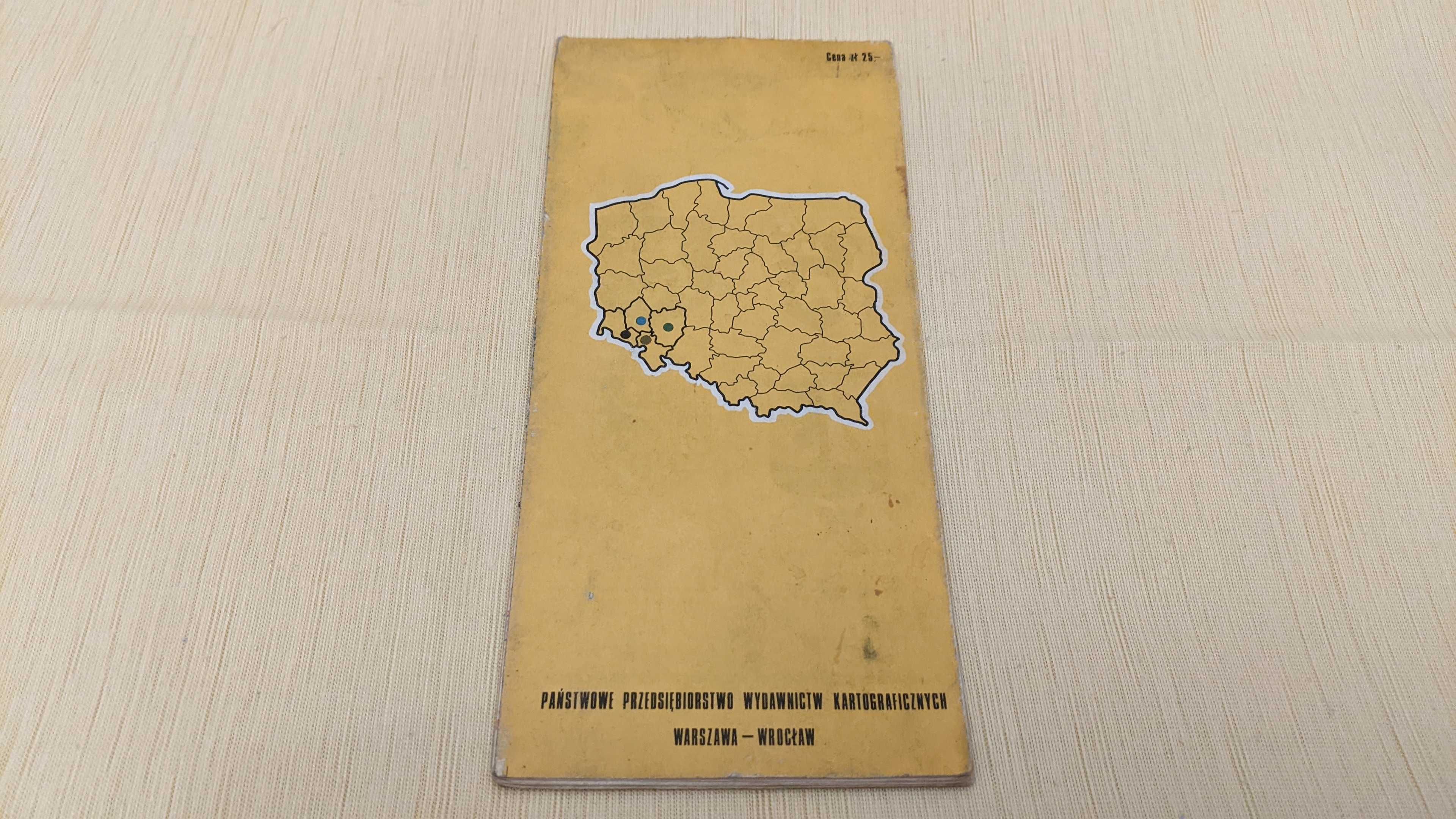 Mapa przeglądowa:Jeleniogórskie Legnickie Wałbrzyskie Wrocławskie|1982