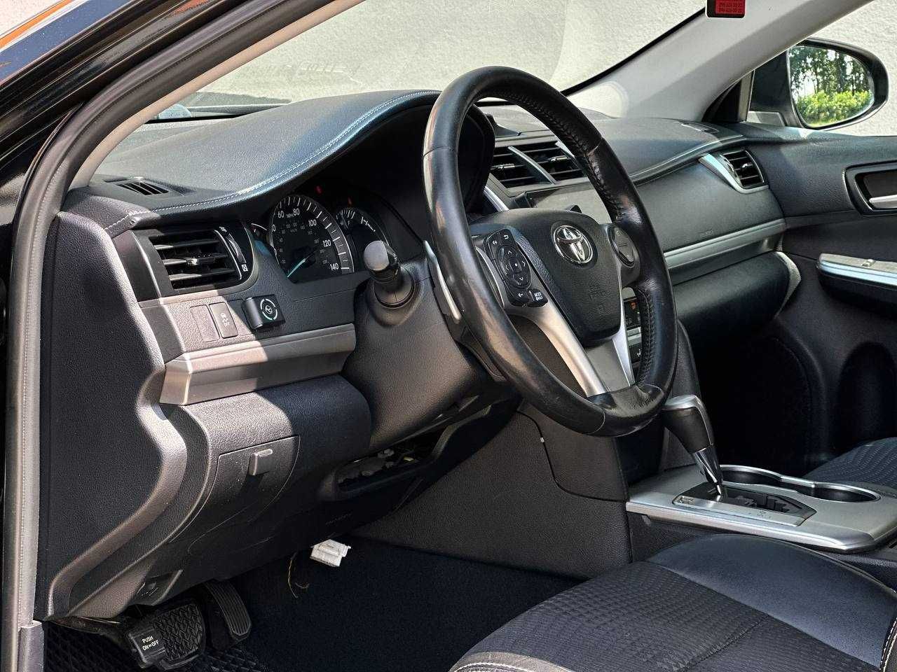 Toyota Camry 2013  (Розстрочка / Лізинг)