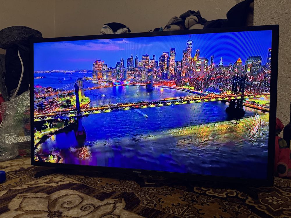 40дюймів! Телевізор Samsung(Smart/T2) з Німеччини