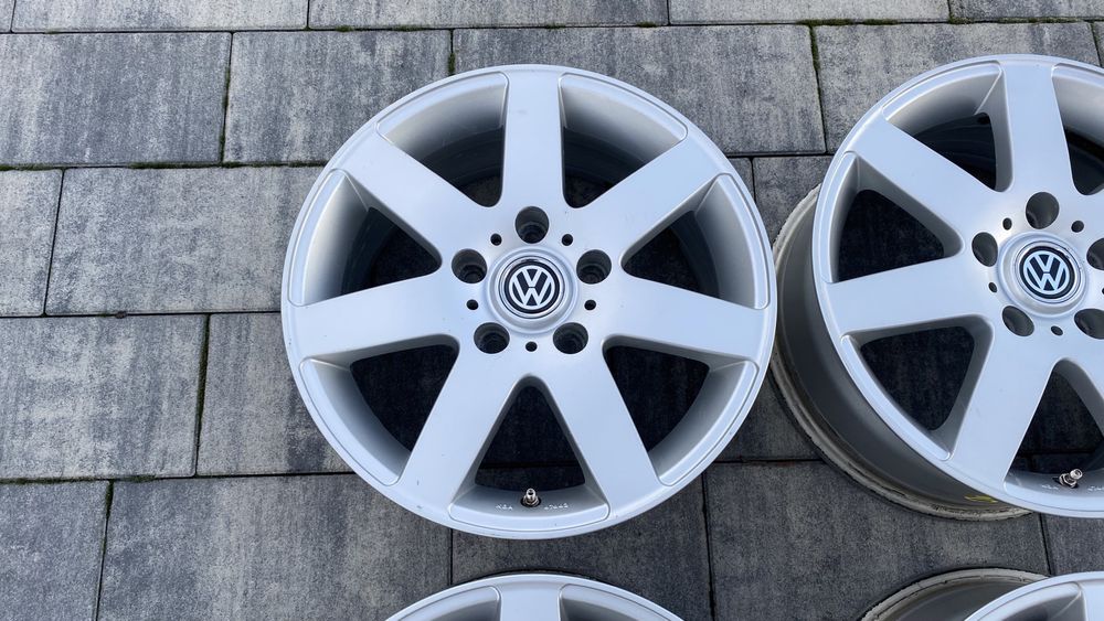 Felgi aluminiowe Platin do VW T5 T6 5x120 16 cali Transporter