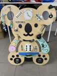 Tablica sensoryczna manipulacyjna Foxy Family Koala