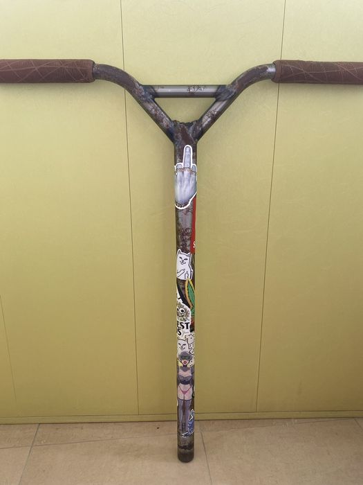 Кастомний трюковий самокат