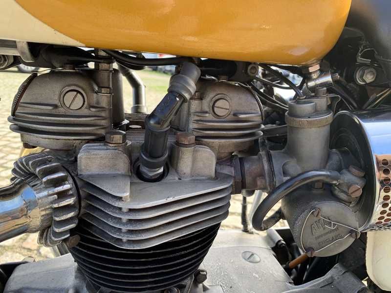 Triumph Bonneville 1963 - Clássica/Colecionador