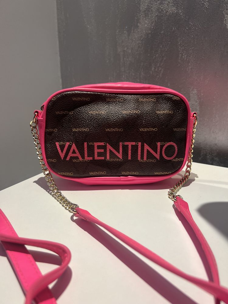 Valentino torebka saszetka listonoszka neonowa różowa