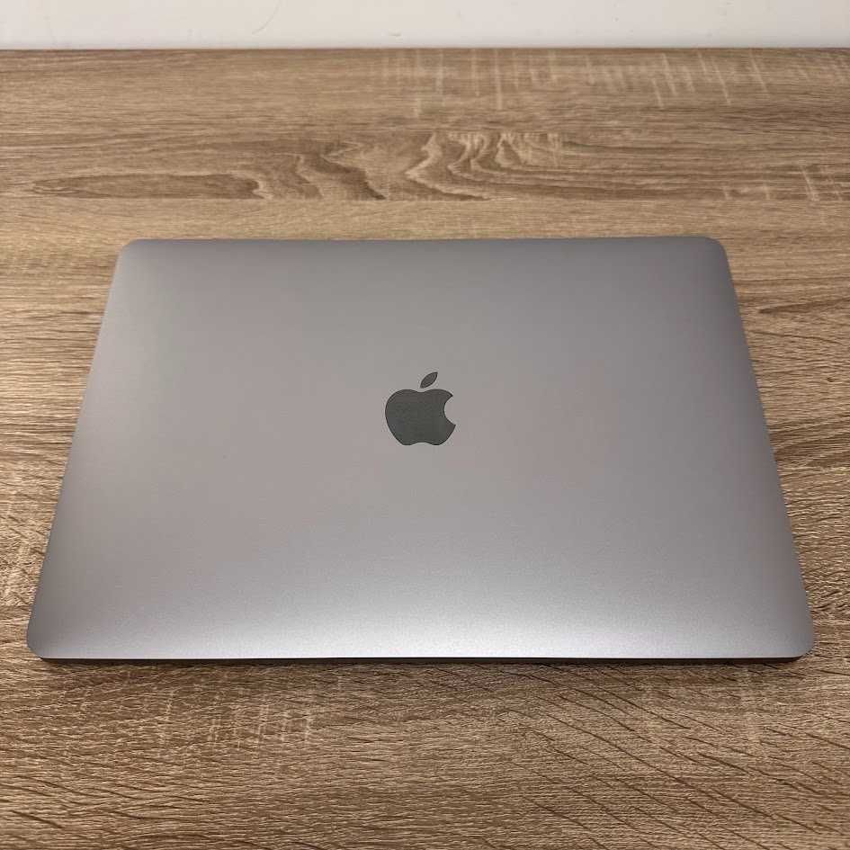 Apple Macbook Air 2020 M1 / 16Gb / SSD 256Gb - (код: M0612)