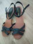 Czarne sandały na złotym koturnie 6 cm Dorothy Perkins r.39 wkł 25 cm