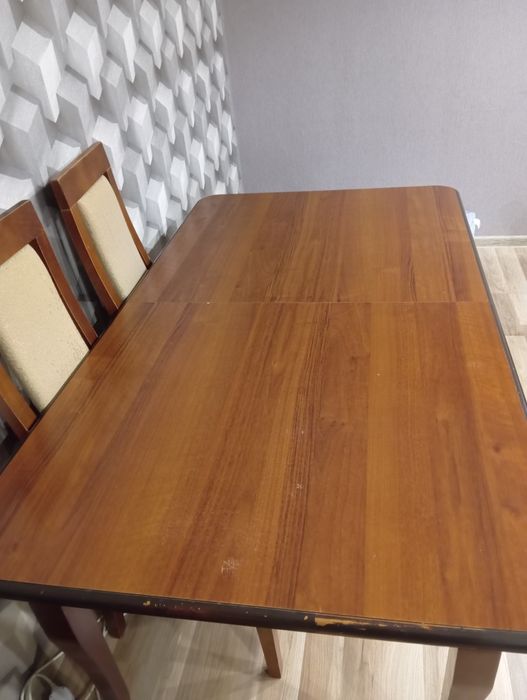 Sprzedam stół i 6 krzeseł