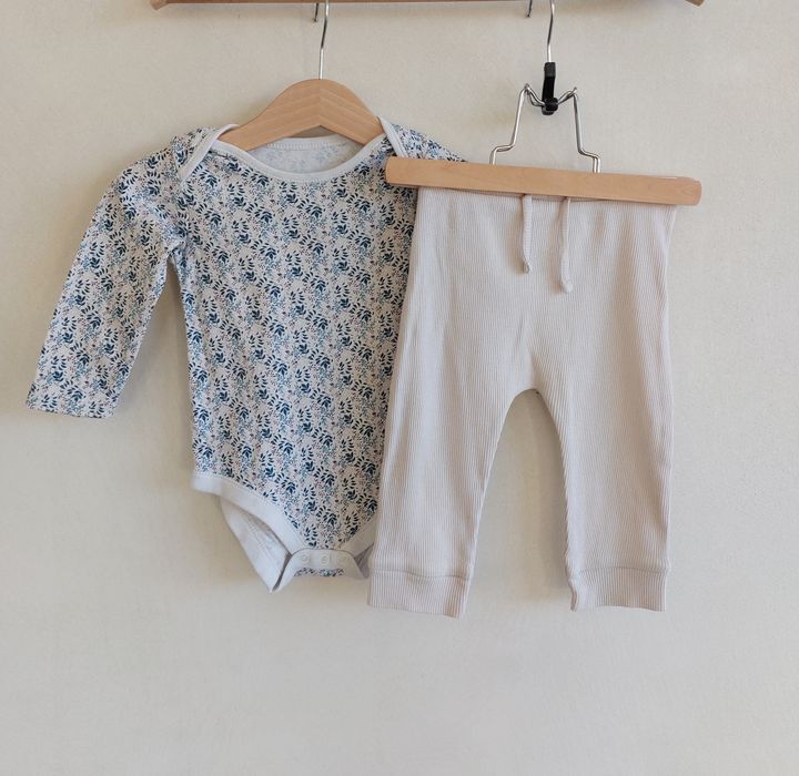 Zestaw 2-częściowy - body + spodnie  r. 68 / 74