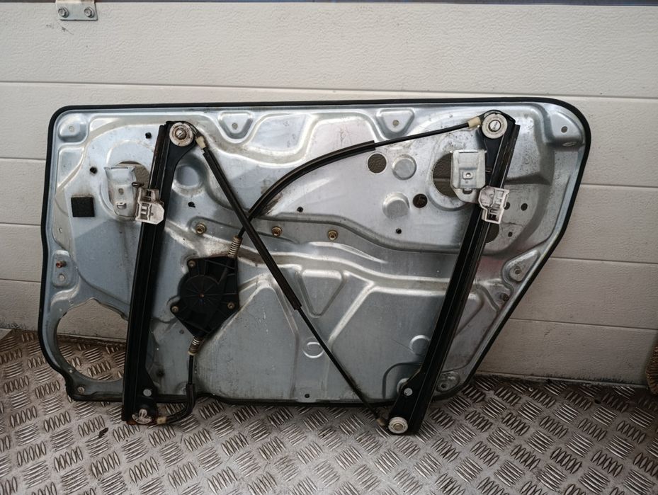 VW Passat B5 FL podnośnik szyby elektryczny lewy przód przedni