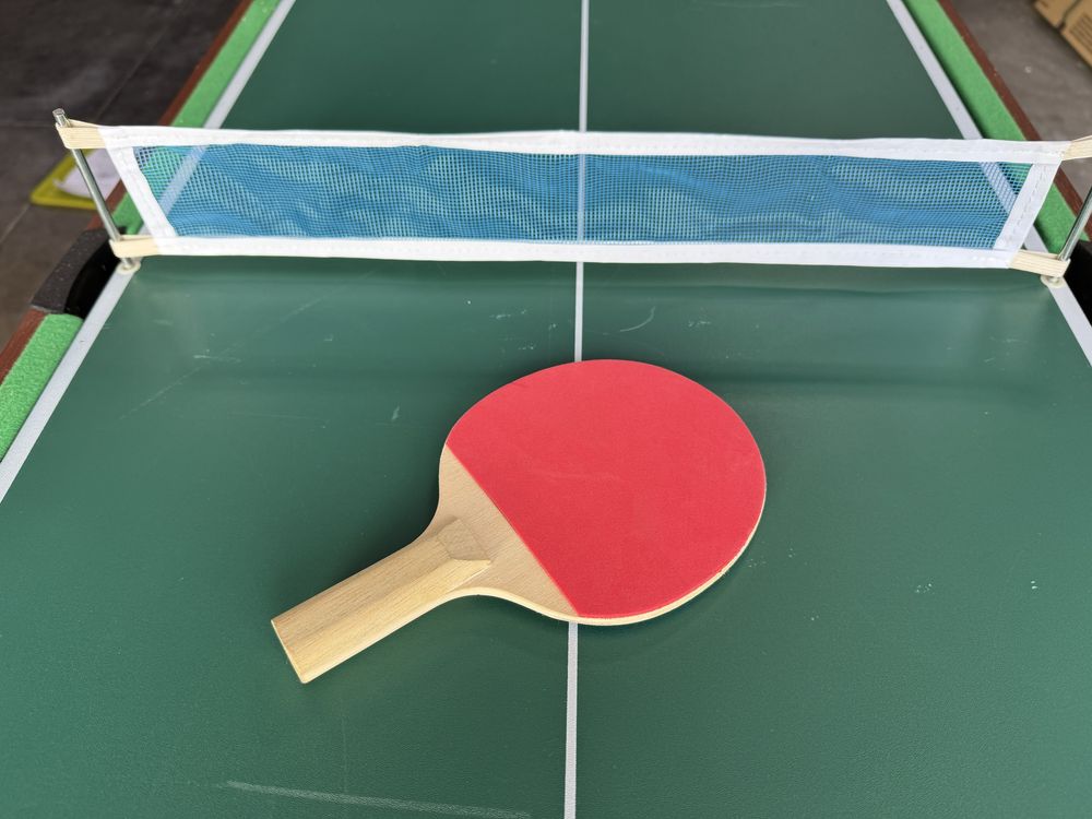 Mesa multi-jogos 4 em 1 com pés CB Games