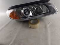 Lampa prawa przód Volvo V70 -xenon 07-16 rok