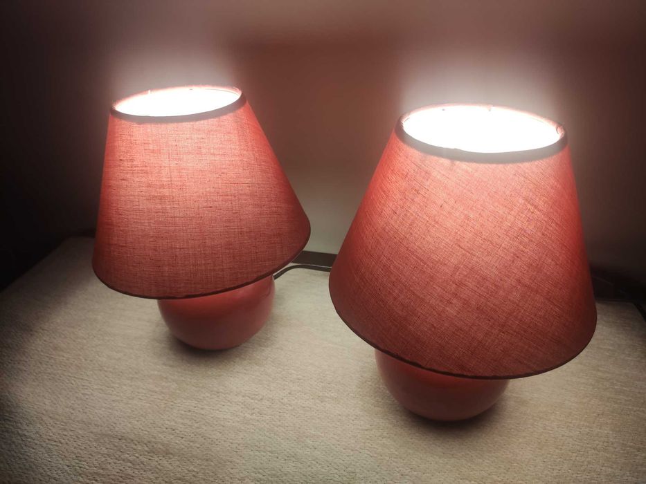 Vendo 2 Candeeiros pequenos em muito bom estado. (Ler descrição)