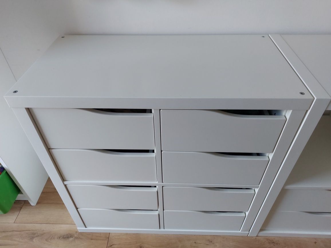 Regały Ikea kallax z wkładami 2x2 i 2x4 białe