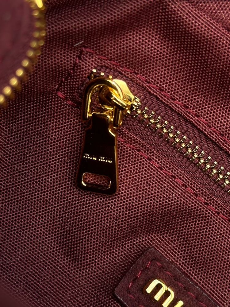 Torebka Miu Miu Arcadie Suede Bag Burgundy