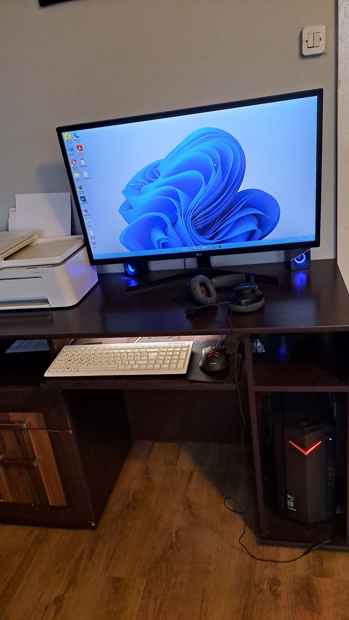 Acer nitro 50 i5 procesor 8 g ram