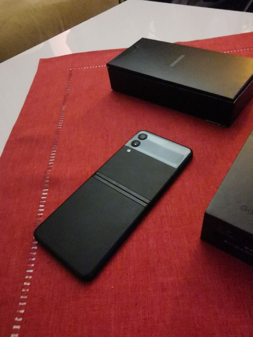 Telefon Samsung Z Flip
