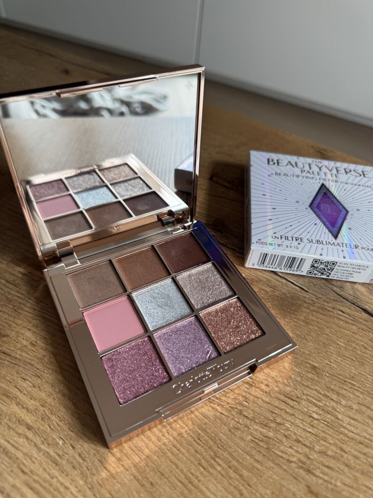 Charlotte Tilbury Beautyverse paleta cieni do powiek