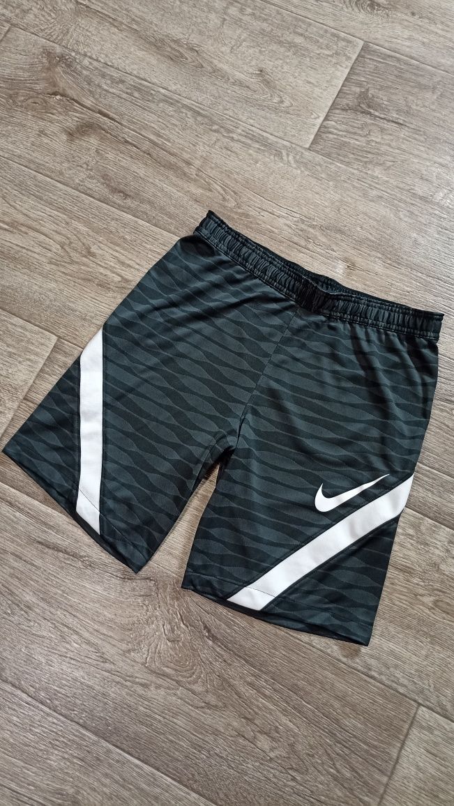Шорти чоловічі Nike Dri fit originals спортивные шорты мужские S