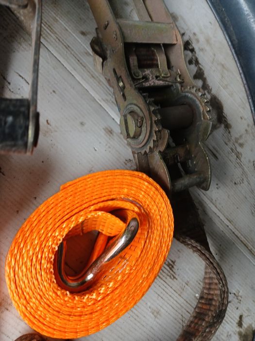 Стяжки, рємєні, гачки