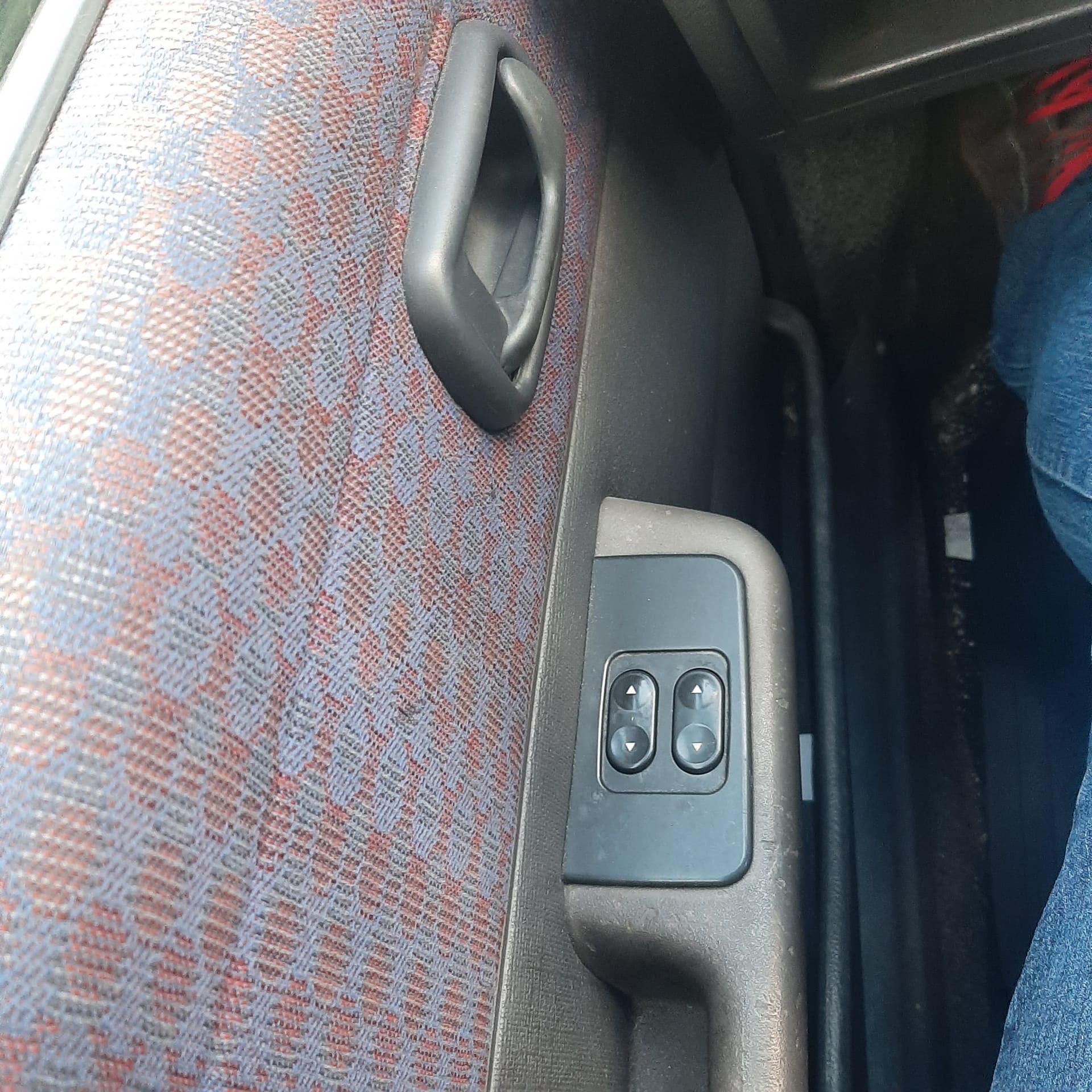 Vendo Fiat Punto 1998 – Pronto para rodar