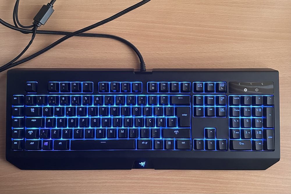 Teclado Razer Balckwidow Chroma v2