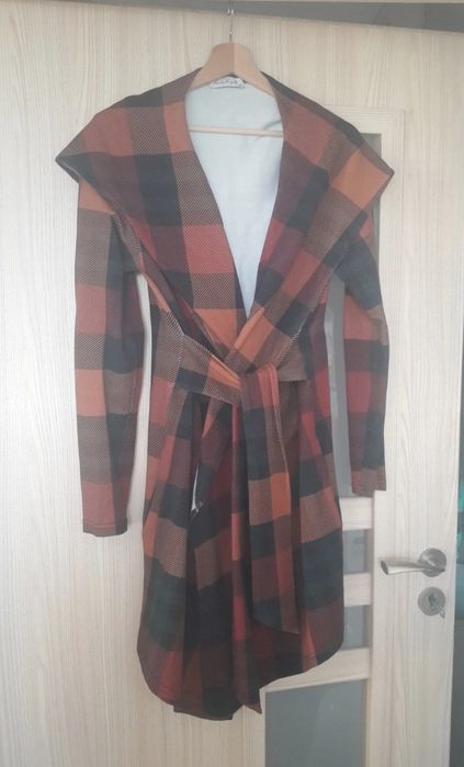 Kardigan Roxy Karolina Garczyńska 38/40 - uszkodzone kieszenie