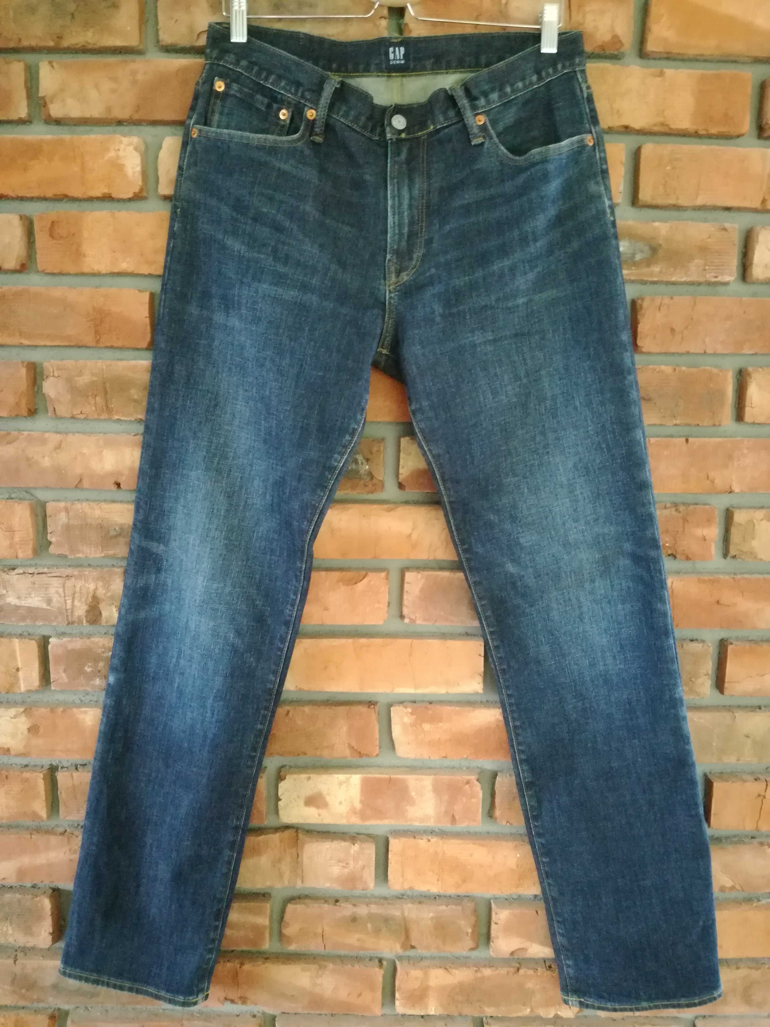 Proste jeansy stan idealny 31x32  Gap