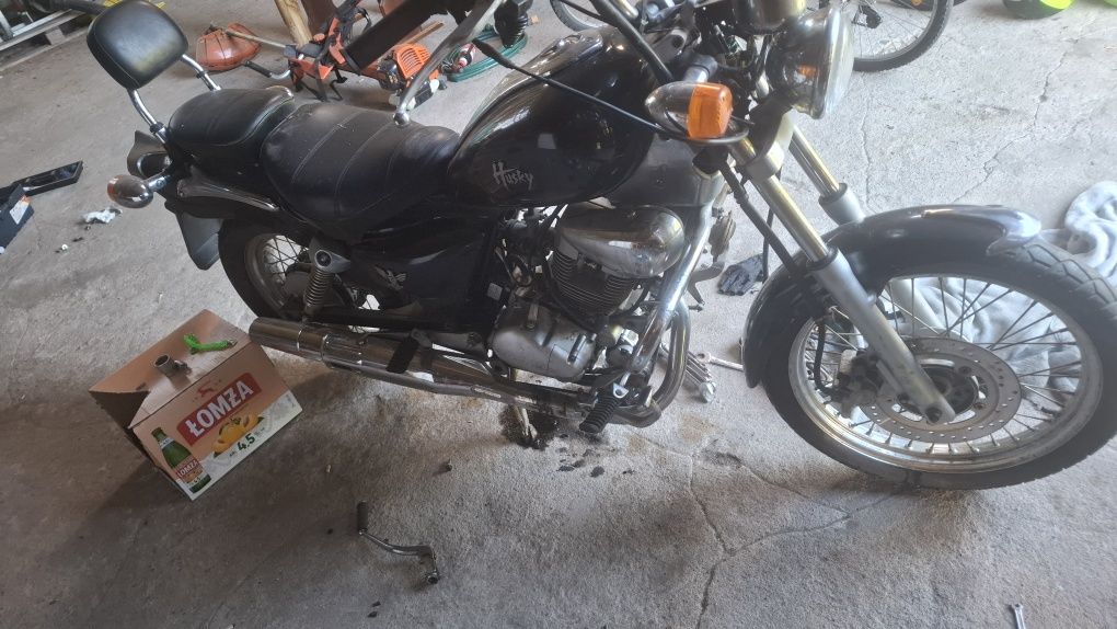 Sym Husky 125 w całości/na części/uszkodzony