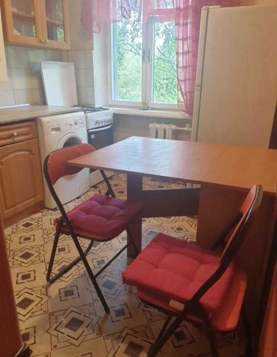 Продается 1 ком квартира по ул. Школьная, Александровский р-н