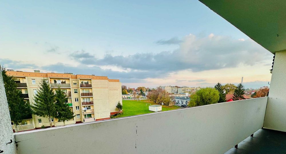 Nowy Dwór Gdański ,3-pokoje, centrum