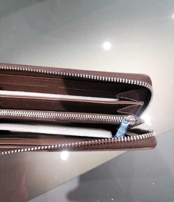 Carteira Louis Vuitton Zippy