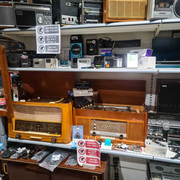 Misturador FoneStar CB-119 – 3 Entradas de Microfone + Entrada AUX