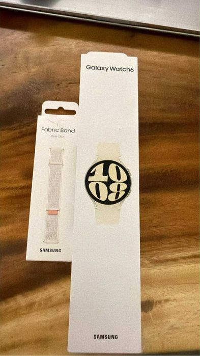 Samsung Galaxy Z flip6 + galaxy watch 6