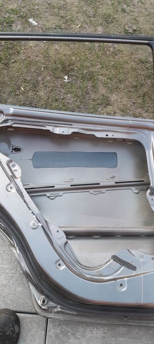 Двері до кіа спортейдж3.
