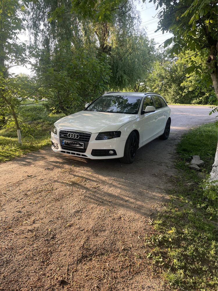 Продам Audi a4b8